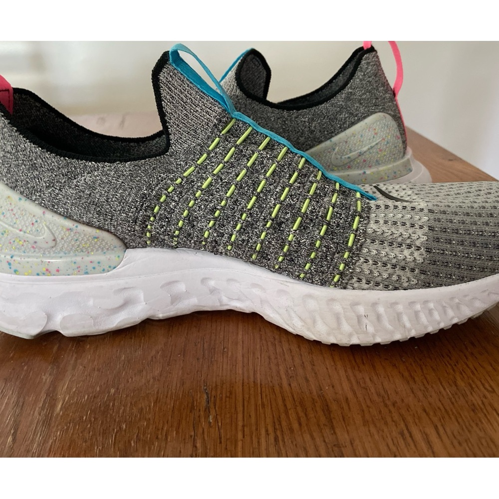 Nike React Phantom Run Flyknit 2